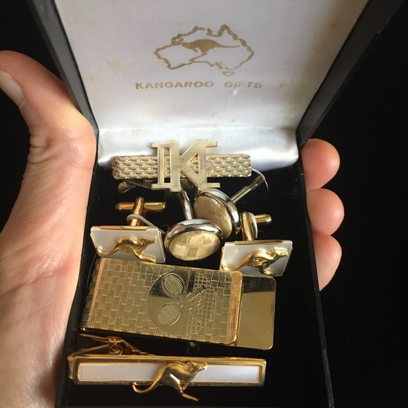 Kangaroo Gifts Other - VINTAGE Suit Accessories With Clips and More